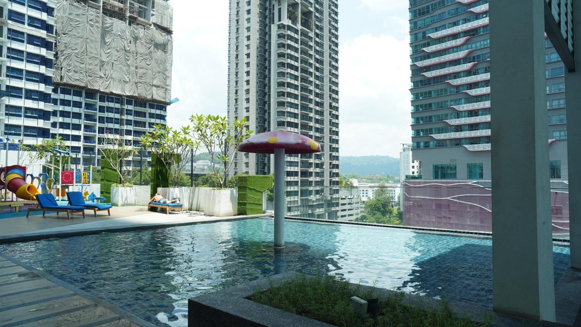 Reizz By Elysium Apartment