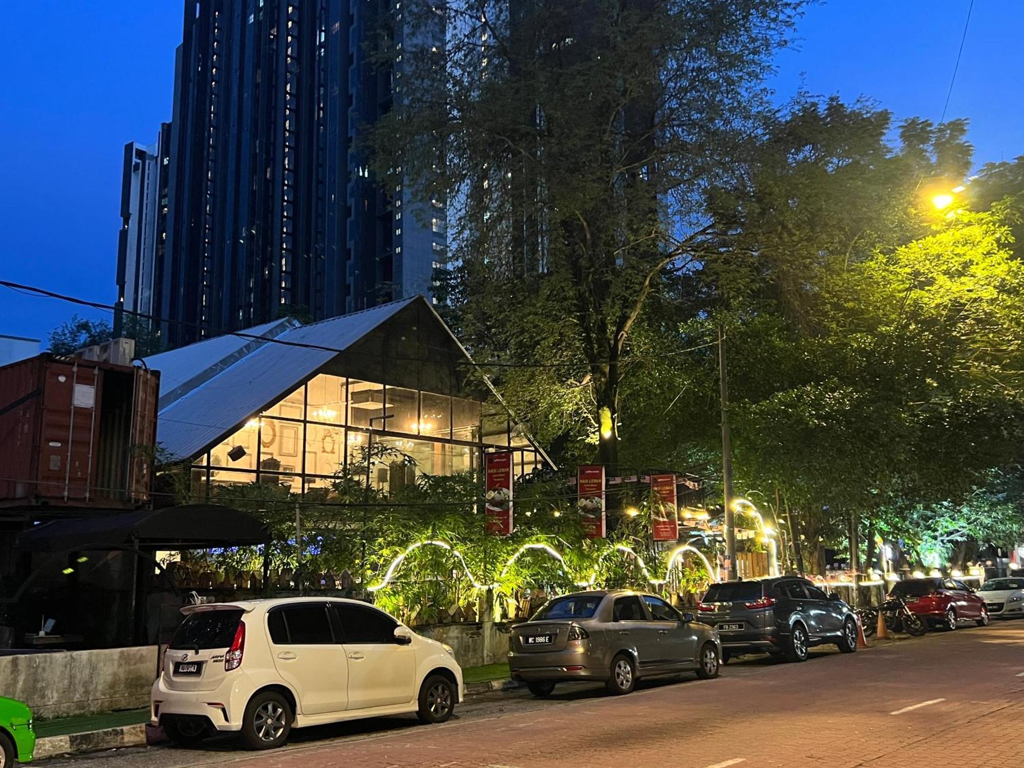 Reizz By Elysium * Kuala Lumpur