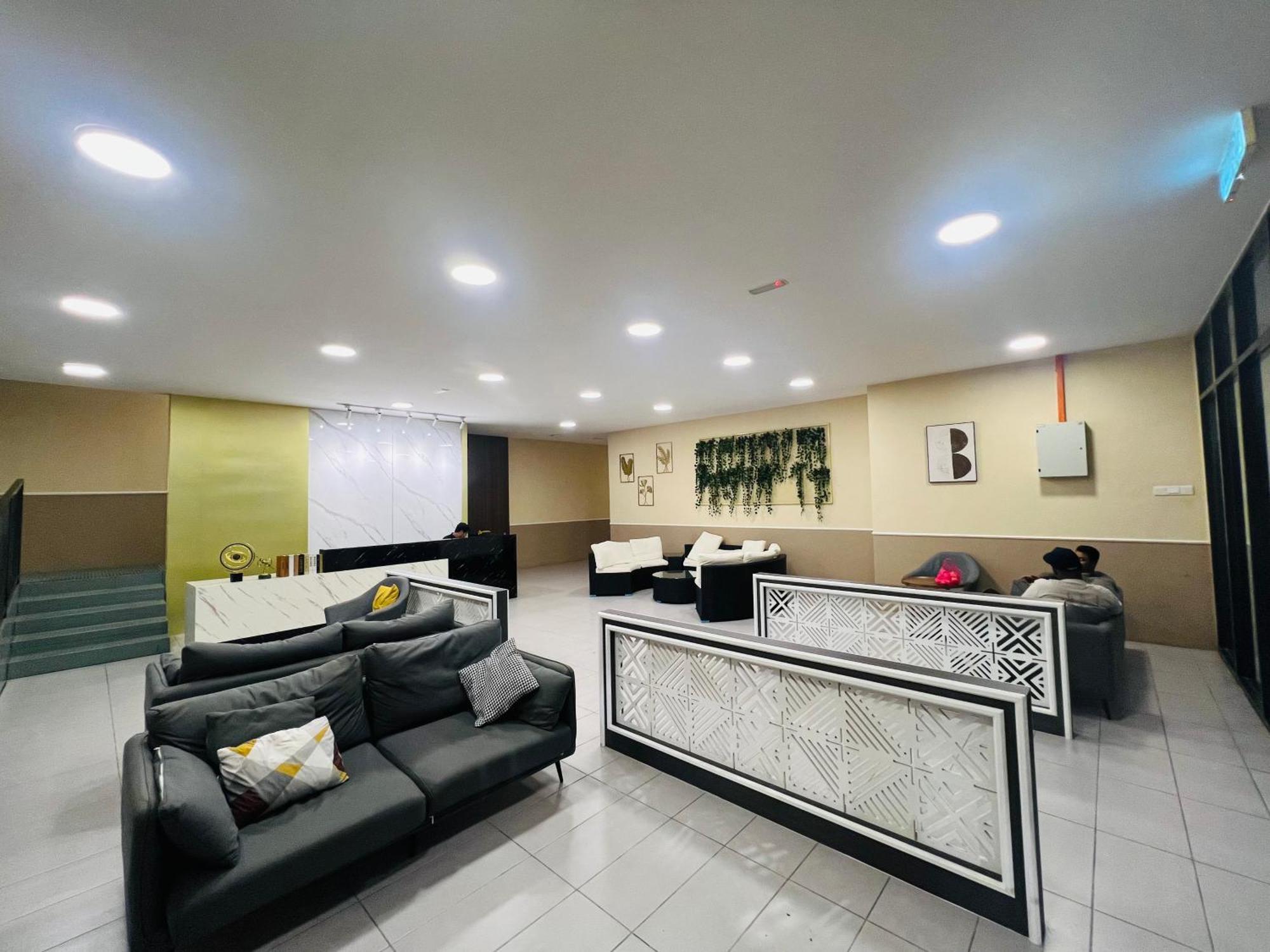 Reizz By Elysium Apartment