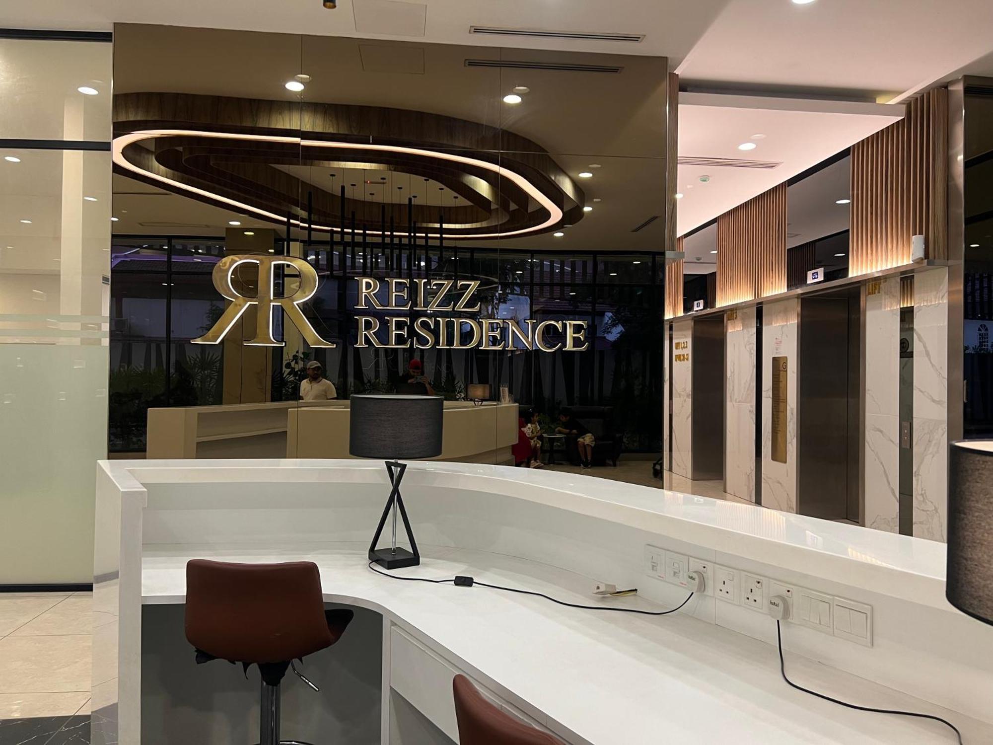 Reizz By Elysium Apartment